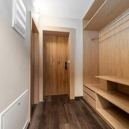 Apartmán Anenský C303 S Wellness , O2 Tv A Stabilní Rychlou Wifi, S Možností Dokoupení Bufetových Snídaní A S Možností Dokoupení Masáží